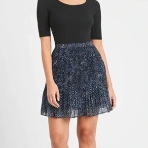 Banana Republic Pleated Black Blue Pink Dots Mini Skirt Sz. 8